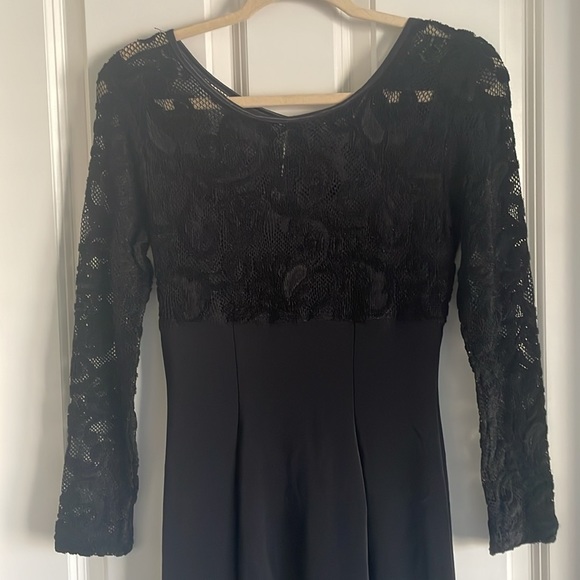 Ellie Maxi Formal Dress - Size Small - Picture 2 of 5